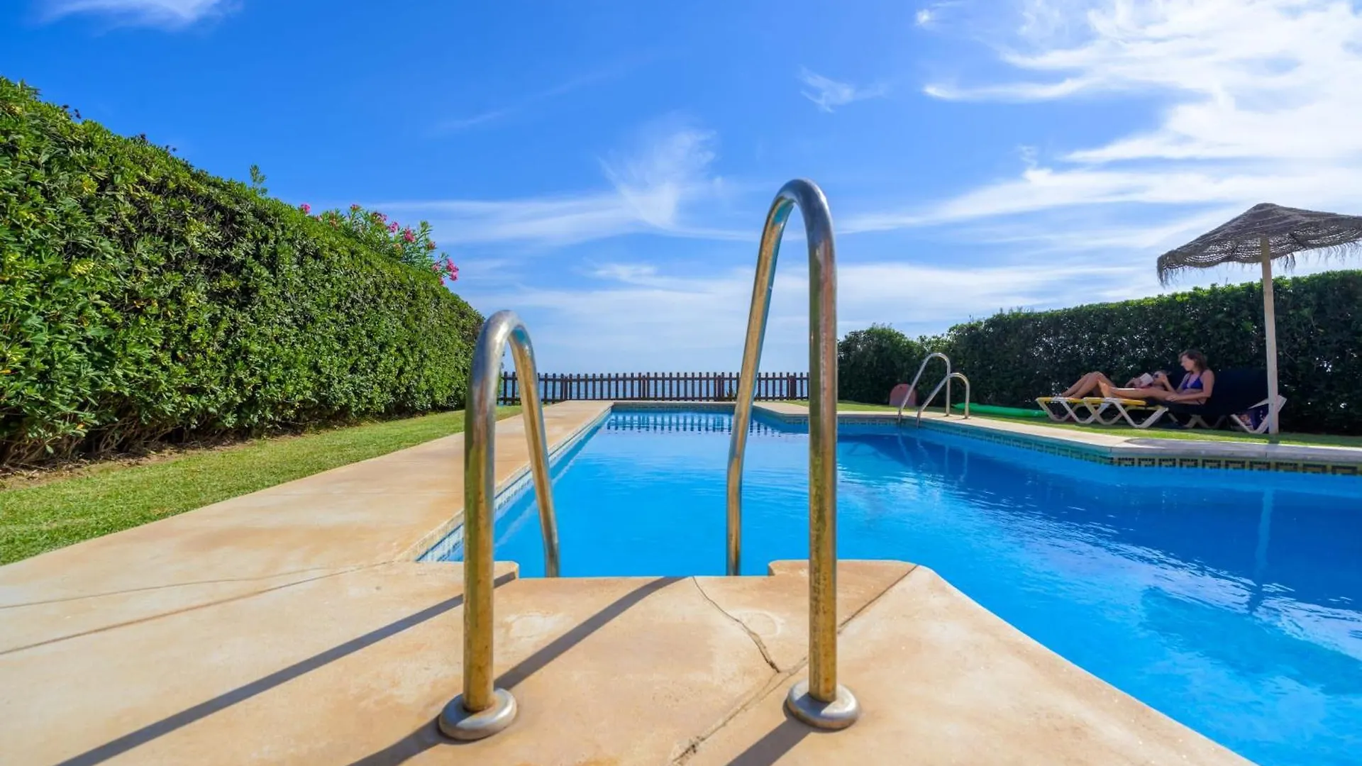 Prázdninový dům Beautiful Frontline Beach Townhouse Marbella