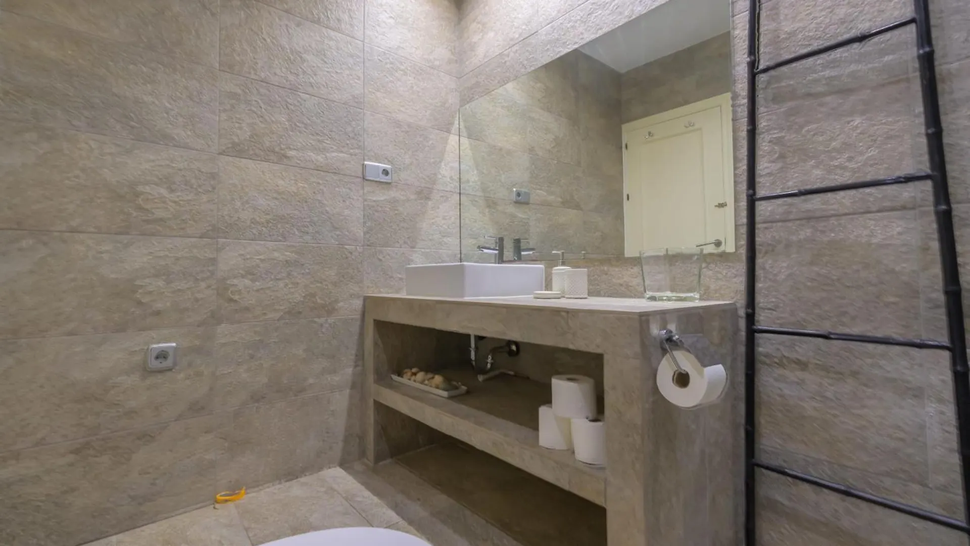 Beautiful Frontline Beach Townhouse Marbella Holiday home